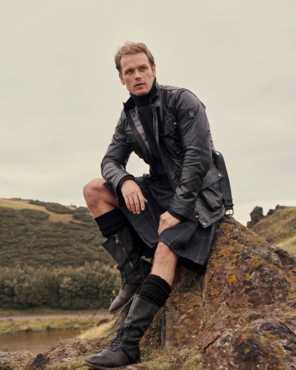 Sam Heughan con el kilt. Foto: (@samheughan)