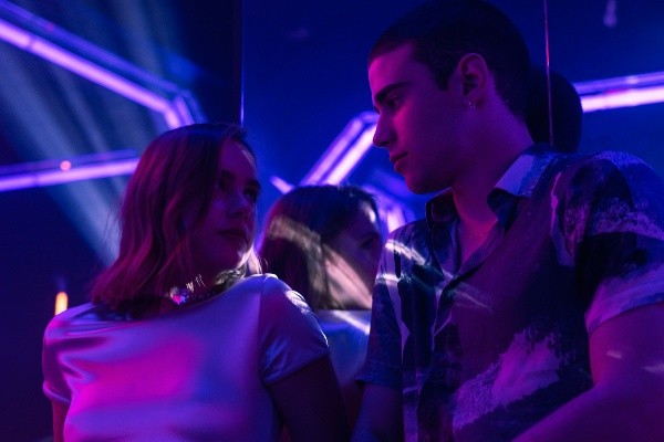 Ares y Raquel. Foto: (Netflix)