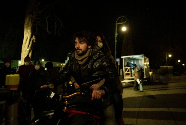 Davide y Alice. Foto: (Netflix)