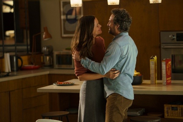 Mark Ruffalo y Jennifer Garner. Foto: (Netflix)