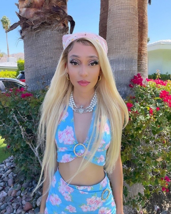 Sarah Talabi en Coachella. Foto: (@thesarahtalabi)