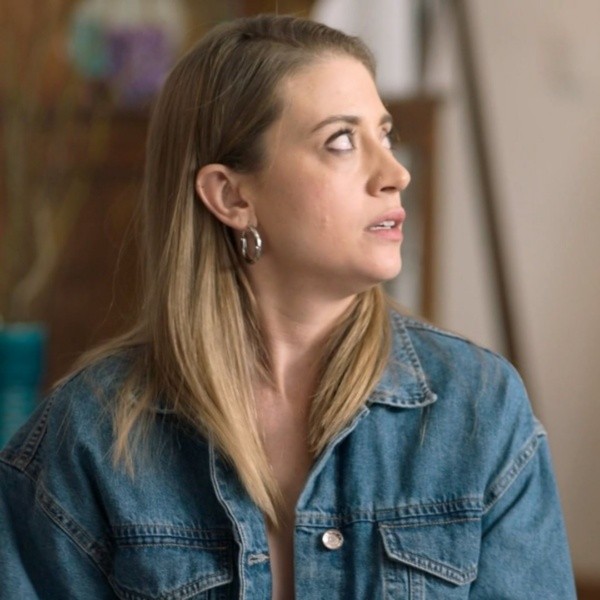 Tato Alexander como Fabiana. Foto: (@comosobrevivirsoltero)