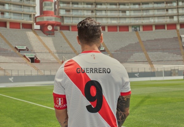 contigo capitan netflix