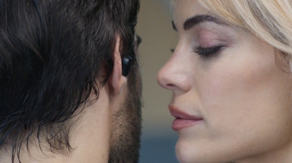 Emilia Attias en En la Mira. Foto: (Warner)