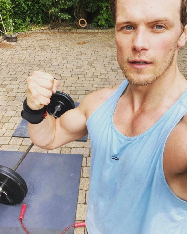 Sam Heughan entrenando. Foto: (@samheughan)