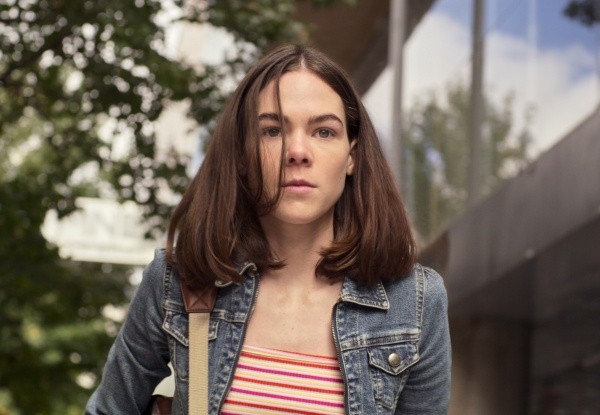 Ximena Lamadrid como Sara. Foto: (Netflix)