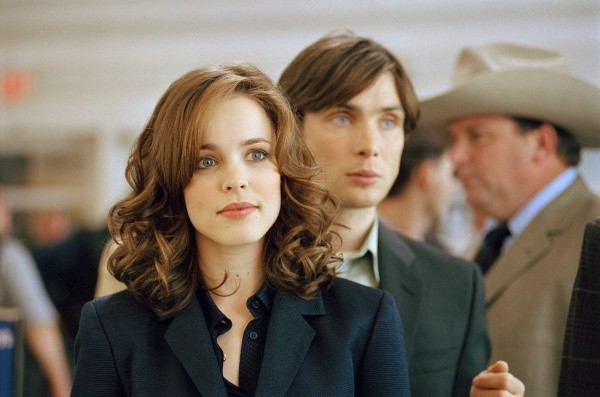 Cillian Murphy protagoniza Vuelo Nocturno (IMDb).