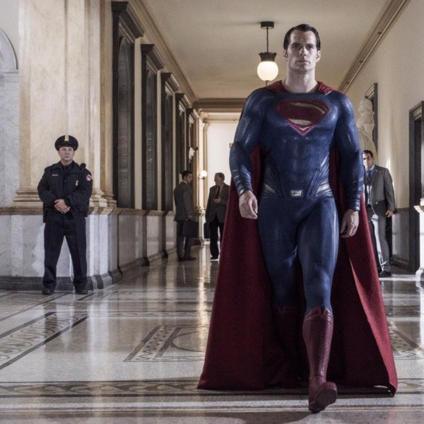 Henry Cavill como Superman. Foto: (IMDB)