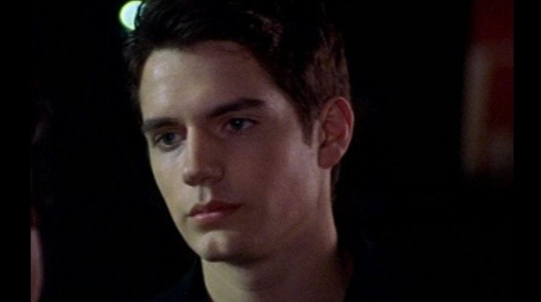 Henry Cavill en Laguna. Foto: (IMDB)