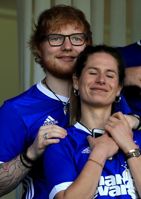 Ed Sheeran y Cherry Seaborn fueron padres (Getty).