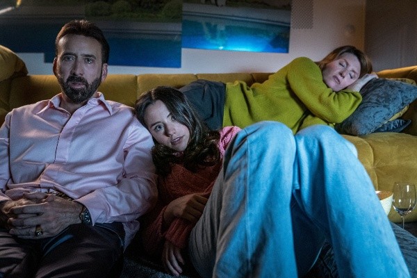 Nicolas Cage y su familia en El peso del Talento. Foto: (BF)