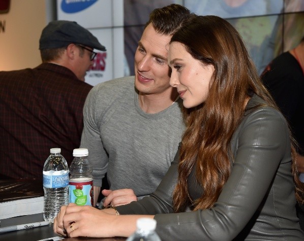 Chris Evans y Elizabeth Olsen. Foto: (Getty)