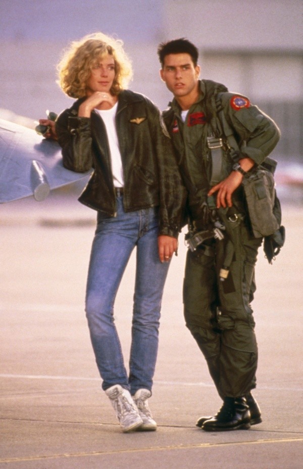 top gun tom cruise kelly mcgillis