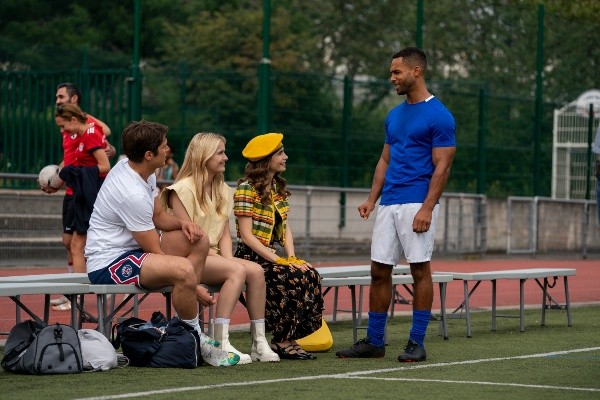 Gabriel, Camille, Emily y Alfie. Foto: (Netflix)