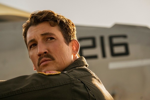 miles teller top gun maverick