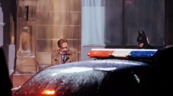 Batman y Gordon. Foto: IMDb.