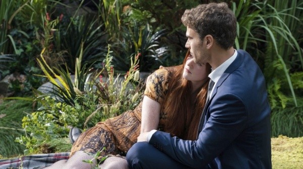 Los protagonistas de La mujer del viajero en el Tiempo. Foto: (IMDB)