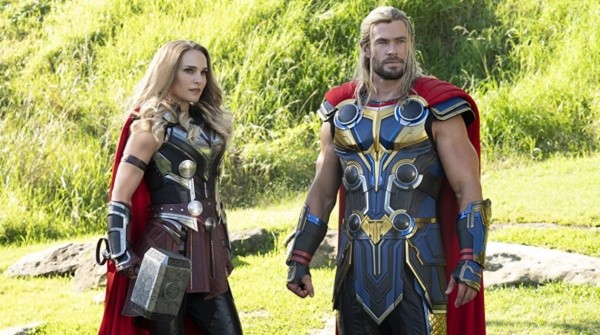 Chris Hemsworth y Natalie Portman. Foto: (IMDB)