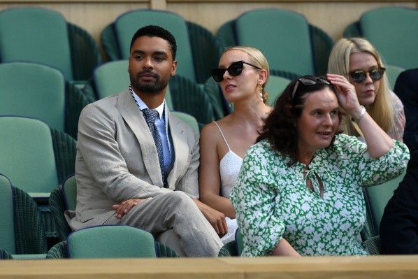 Regé-Jean Page y su novia en Wimbledon. Foto: (Getty)