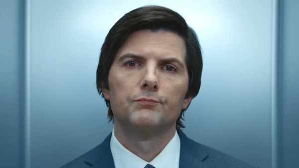 Adam Scott protagoniza Severance (IMDb).