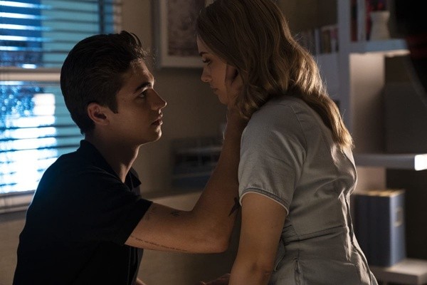 After: En Mil Pedazos (IMDb).