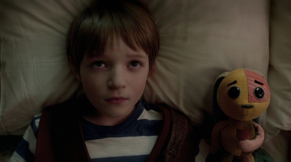 Ollie y Billy forjan una gran amistad. Foto: (Netflix)