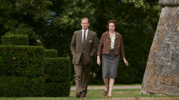 Olivia Colman y Tobías Menzies en The Crown. Foto: (Netflix)