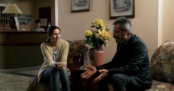 El ciudadano ilustre (IMDb).