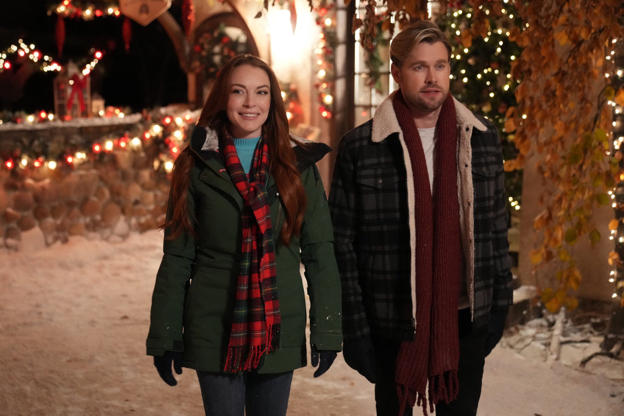 fallingforchristmas-netflix-