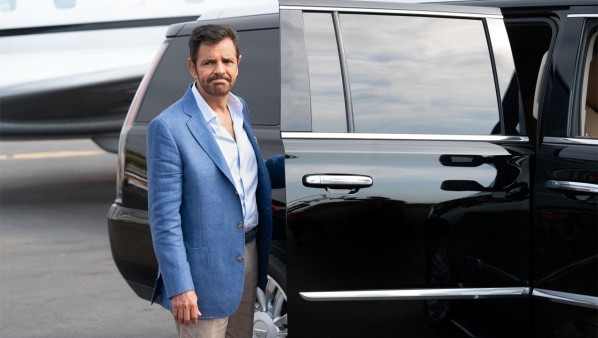 Eugenio Derbez en Acapulco. Foto: (Apple TV +)