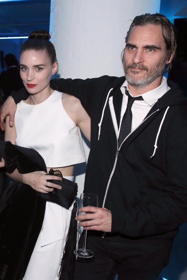 Joaquin Phoenix y Rooney Mara (Getty).
