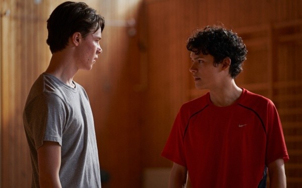 Los protagonistas de Jóvenes Altezas. Foto: (Netflix)