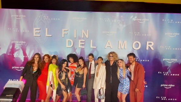 El elenco completo de El fin del Amor. Foto: (Noe Ríos)