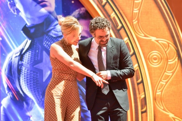 Scarlett Johansson y Mark Ruffalo. Foto: (Getty)
