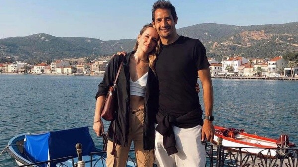 Su exitosa carrera en Europa los unió y hoy, el tico y la española, viven juntos en Costa Rica (Facebook Celso Borges)