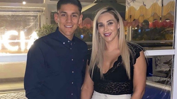 Óscar y Vanessa disfrutan juntos en Europa, donde viven desde hace unos años (Facebook Vanessa Crespi)