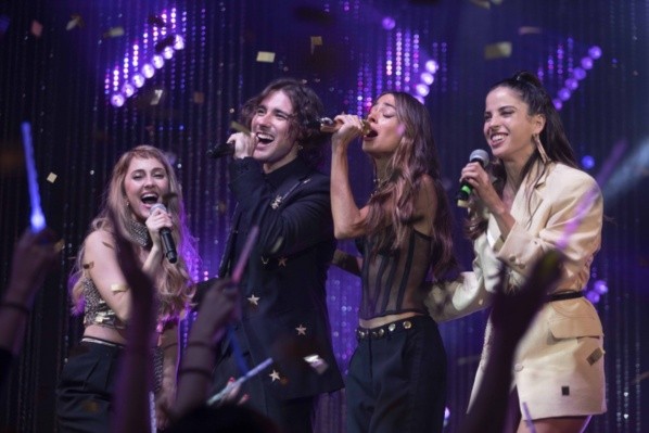 Solo amor y mil canciones (Disney+).