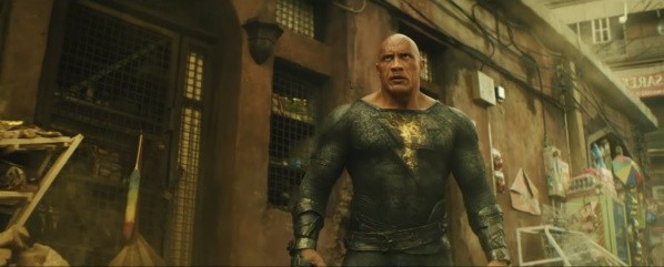 Dwayne Johnson protagoniza Black Adam de DC Comics (IMDb).