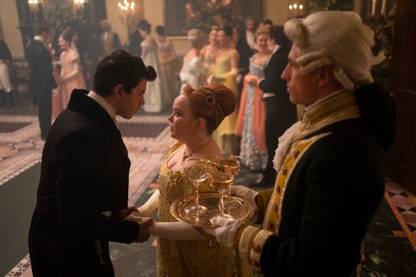 Colin y Penélope. Foto: (Netflix)