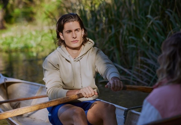 Guido Messina vuelve como Julián. Foto: (Netflix)