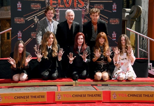 Priscilla Presley, Lisa Marie Presley y Riley Keough homenajean a Elvis (Getty).