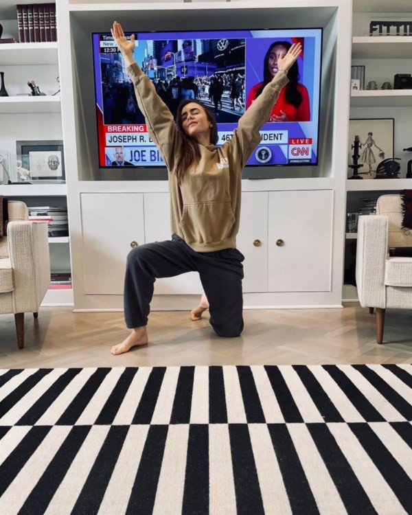 Instagram-lilycollins