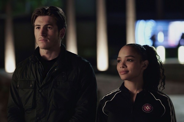 Vampire Academy es la serie ideal para disfrutar. Foto: (Lionsgate +)