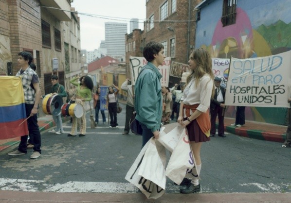 La primera vez, una serie colombiana sobre adolescencia (Netflix).