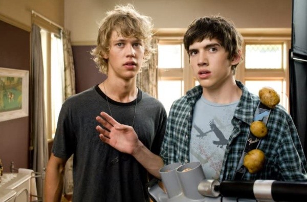 austin butler aliens in the attic