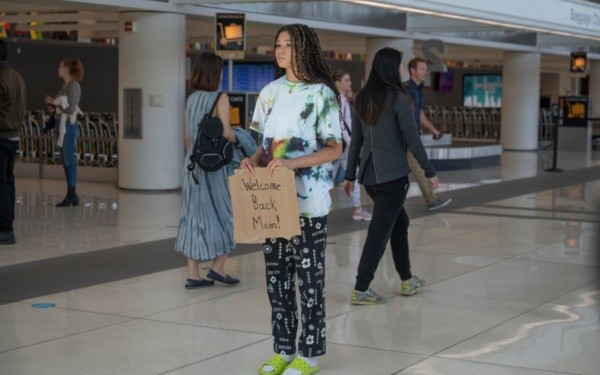 Storm Reid es June. Foto: (Sony Pictures)