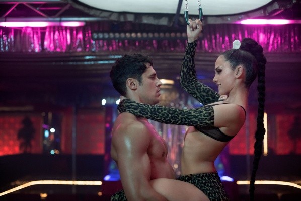 Martiño Rivas y María de Nati son dueños de un gran trabajo. Foto: (Lionsgate +)