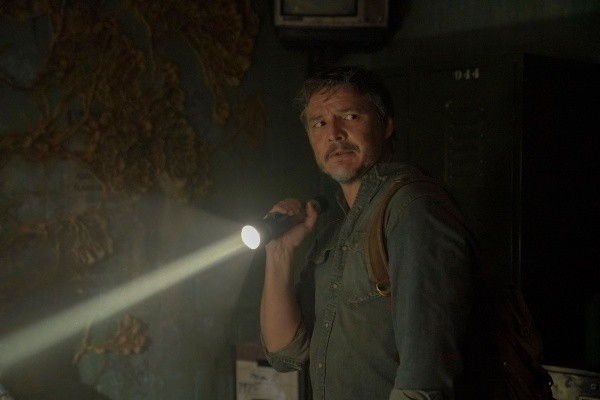 Pedro Pascal protagoniza The Last of Us (HBO Max).