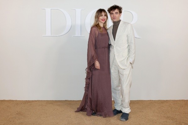 Robert Pattinson y Suki Waterhouse (Getty).