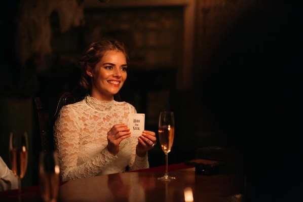 Samara Weaving protagonizó Boda Sangrienta en 2019 (IMDb).
